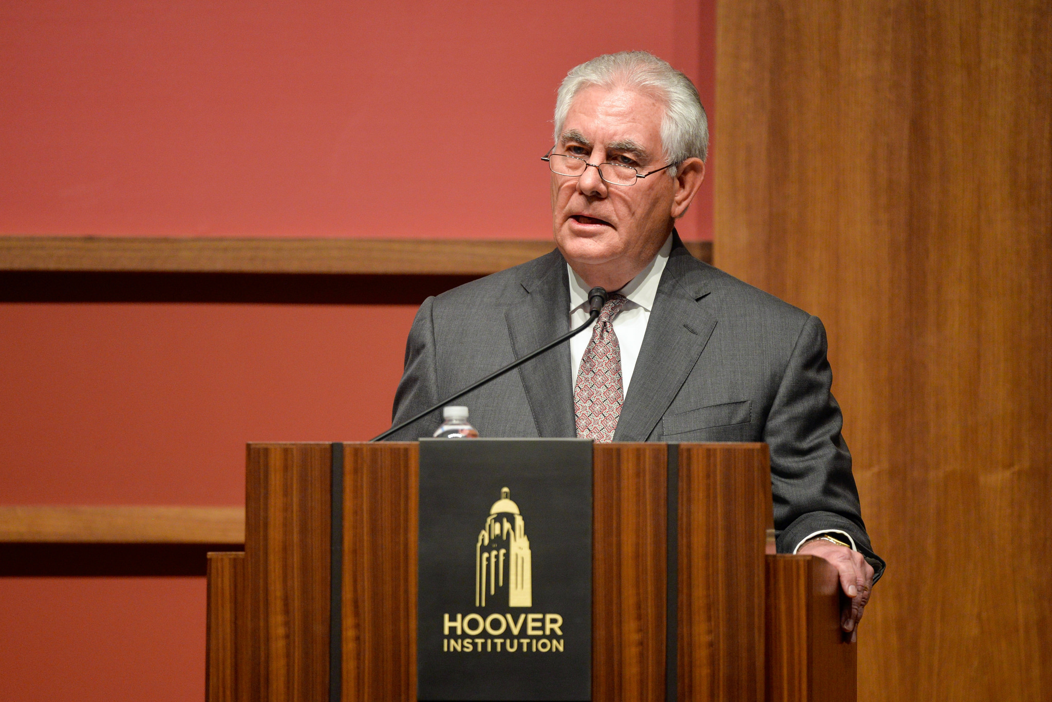 U.S. Secretary of State Rex Tillerson delivers remarks on the Way Forward for the United States regarding Syria, at the Hoover Institute, Stanford University, in Stanford, California on January 17, 2018. [State Department Photo/ Public Domain]